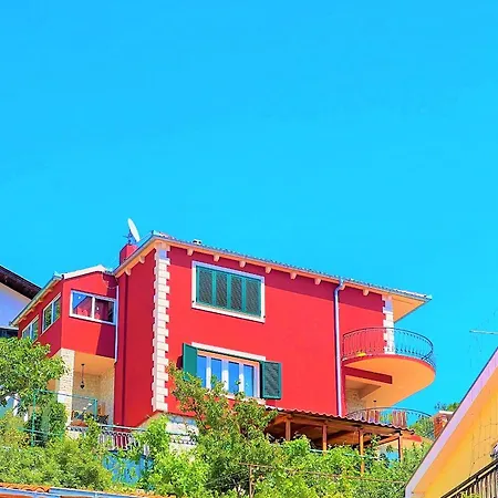 아파트 Mali Dvor Novigrad 노비그래드달마샤