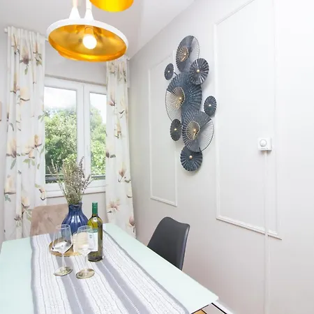Apartament Mali Dvor Novigrad Novigrad (Dalmatia)