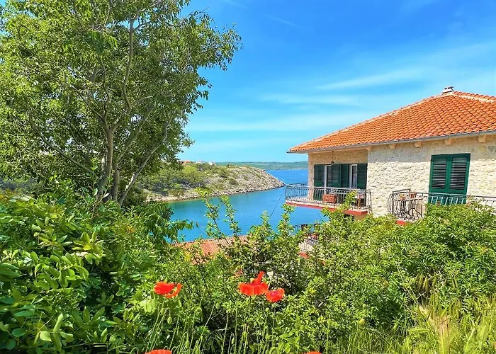 Mali Dvor Novigrad 아파트 노비그래드달마샤