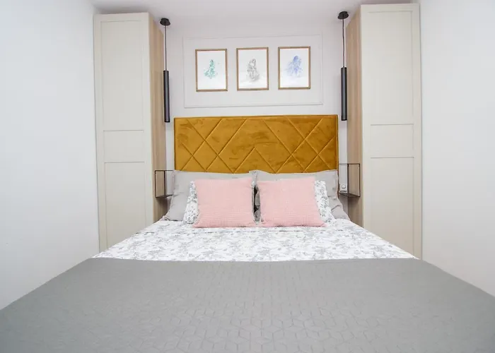 Mali Dvor Novigrad * 노비그래드달마샤