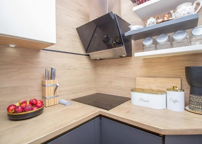 Mali Dvor Novigrad 노비그래드달마샤