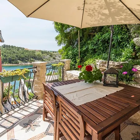 Appartement Mali Dvor Novigrad Novigrad (Dalmatia)