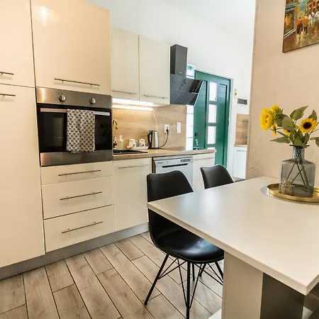 Mali Dvor Novigrad Appartement Novigrad (Dalmatia)