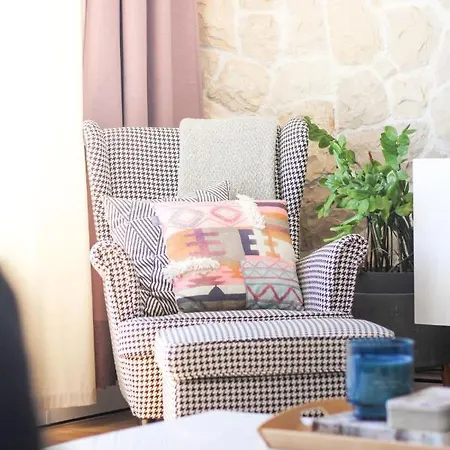 Apartment Mali Dvor Novigrad