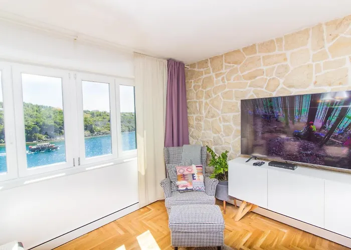 Apartman Mali Dvor Novigrad *