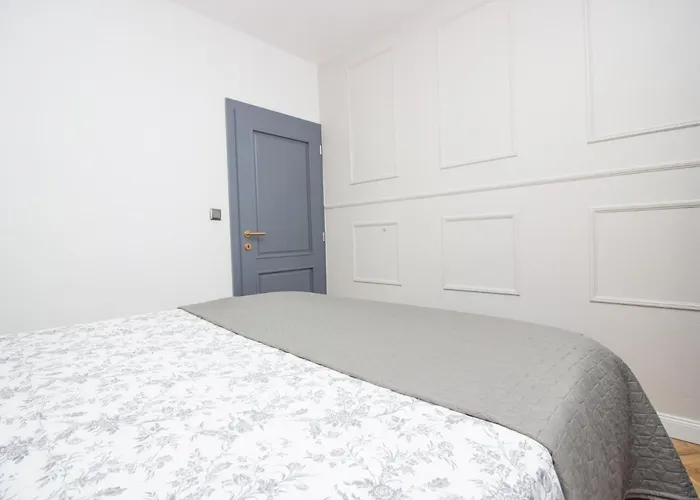 Apartman Mali Dvor Novigrad Novigrad (Dalmatia)