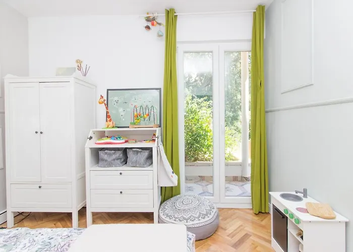 Mali Dvor Novigrad Novigrad (Dalmatia)